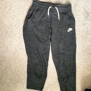 Nike Kids sweatpants size large